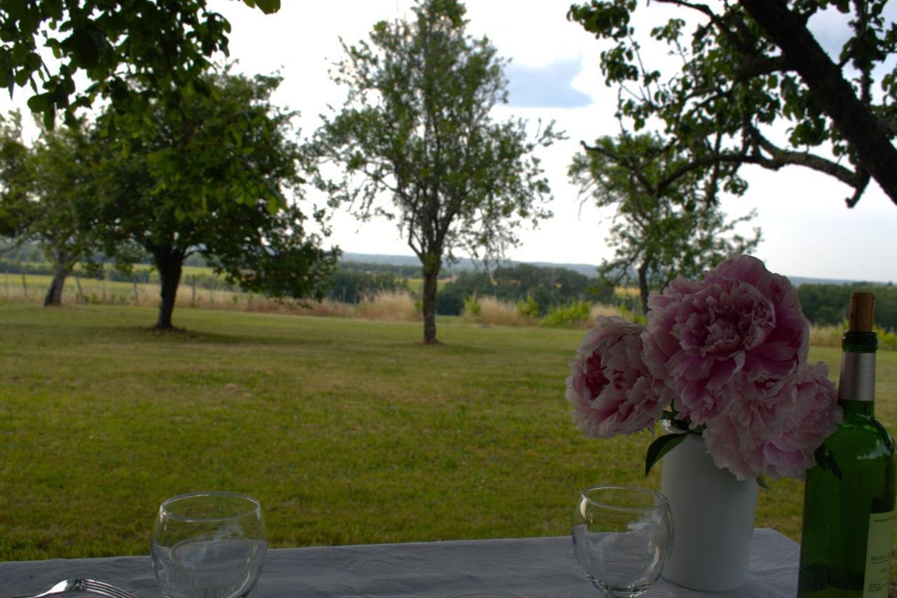 Perigourdine Avec Spa Et Vue Pomport エクステリア 写真